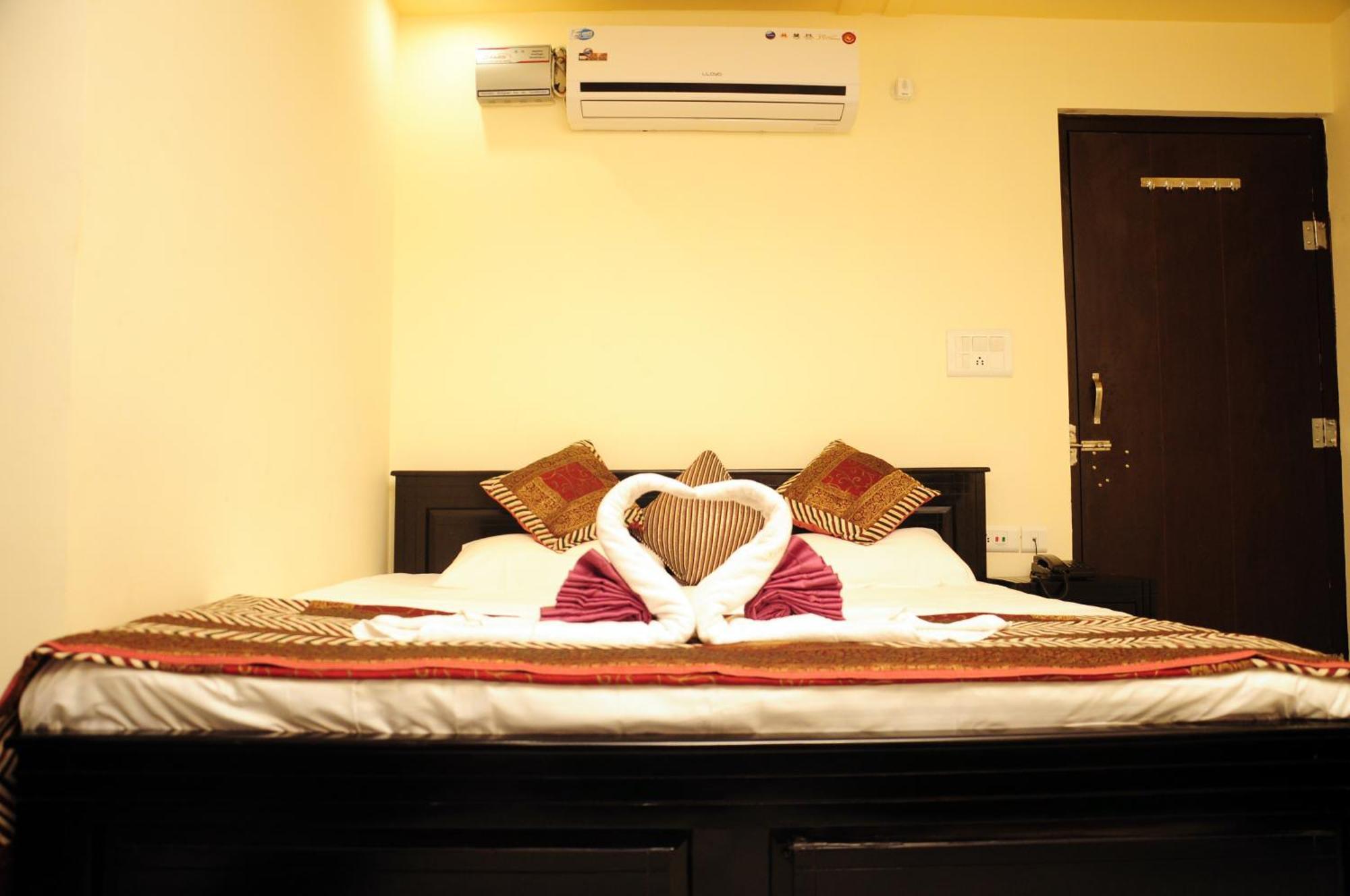 Nahar Singh Haveli Hotel Джайпур Стая снимка